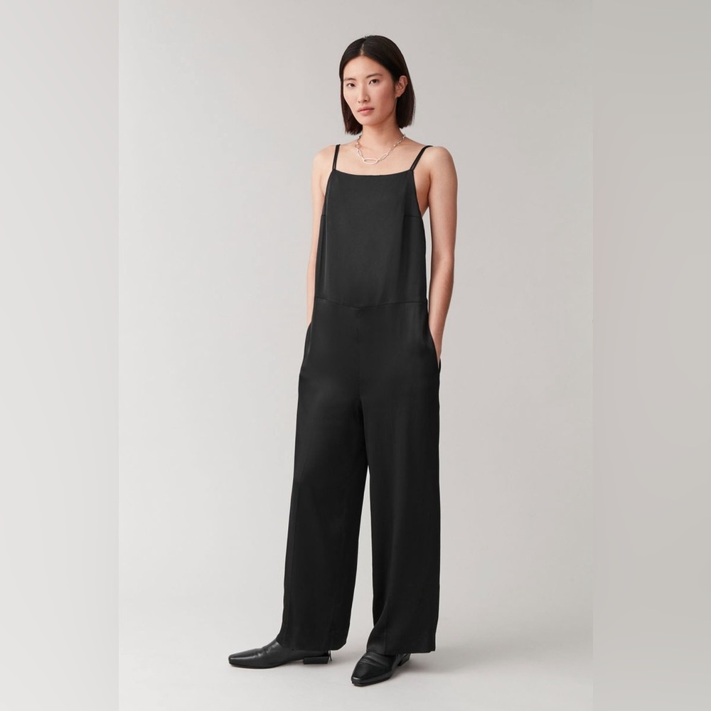 COS Double Strap Jumpsuit Size 6 in Black - Picture 5 of 11